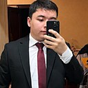 Nur, 23 года