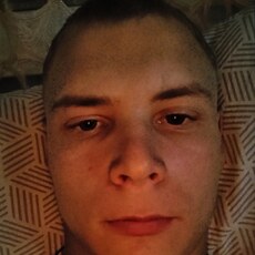 Фотография мужчины Влад, 18 лет из г. Новоуральск