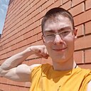 Денис, 21 год