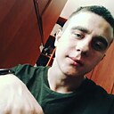 Максим, 24 года
