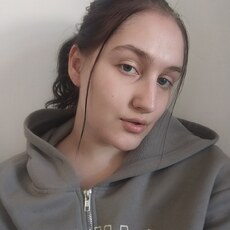 Катя, 20 из г. Черногорск.