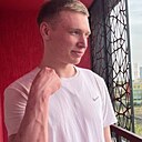 Максим, 24 года
