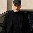 Moris, 53 года