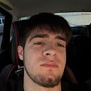 Абубакар, 22 года