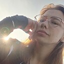 Ханан, 22 года