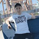 Денис, 33 года