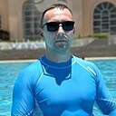 Max, 42 года