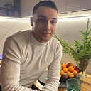 Mikhail, 26 лет