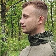 Фотография мужчины Евгений, 21 год из г. Миллерово