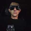 Толик, 33 года