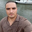 Артур, 32 года