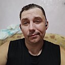 Yacus, 44 года