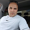 Слава, 33 года