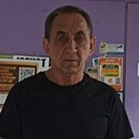 Тулеш, 64 года