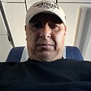 Muhtor, 44 года