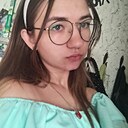 Вика, 18 лет
