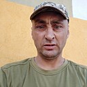 Ден, 42 года