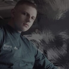 Фотография мужчины Сергей, 19 лет из г. Казанская