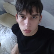 Фотография мужчины Илья, 20 лет из г. Волжский