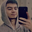 Мак, 24 года