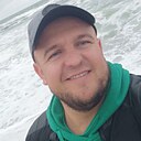 Никто, 32 года