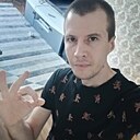 Холостой, 33 года