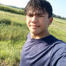 Фотография мужчины Шахром, 21 год из г. Рубцовск