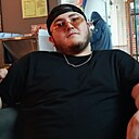 Лео, 24 года