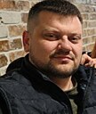 Михаил, 32 года