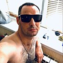 Олег, 33 года