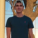Илья, 33 года