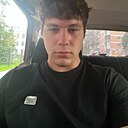 Максим, 18 лет