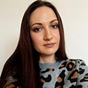 María Flores, 32 года