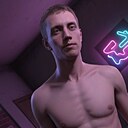 Play, 33 года