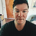 King, 32 года