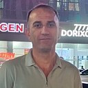 Хадис, 44 года