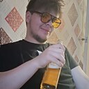 Максим, 21 год
