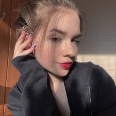 Фотография девушки Кристина, 18 лет из г. Тюмень