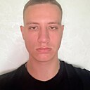 Макс, 20 лет