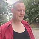 Свят, 38 лет