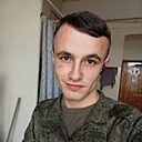 Максим, 22 года