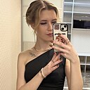Анастасия, 18 лет