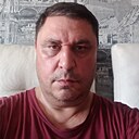 Винер, 49 лет