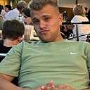 Андрей, 24 года