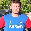 Макс, 33 года