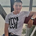 Макс, 24 года