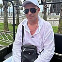 Максим, 44 года