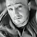 Laskavi May, 44 года