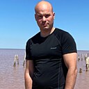 Максим, 33 года