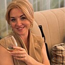 Милана, 42 года